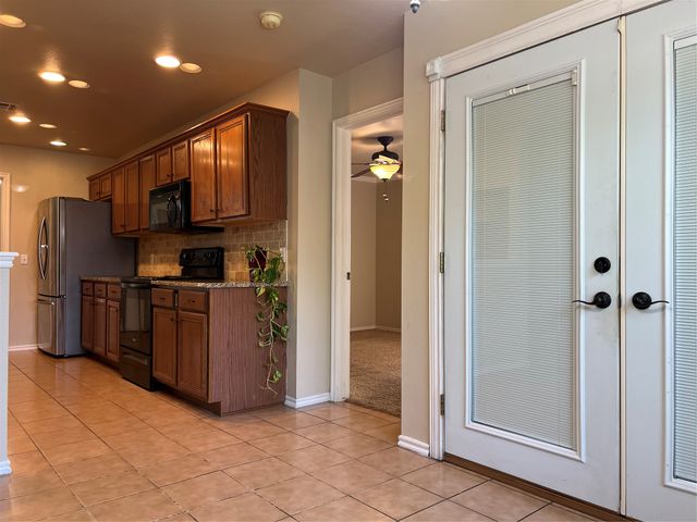 11704 S Gum Avenue, Jenks, OK 74037