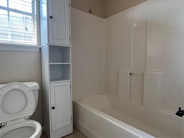 11704 S Gum Avenue, Jenks, OK 74037