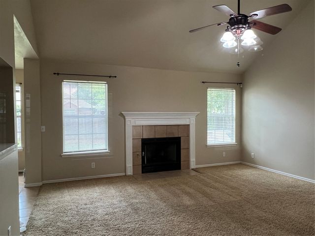 11704 S Gum Avenue, Jenks, OK 74037