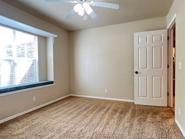 11704 S Gum Avenue, Jenks, OK 74037