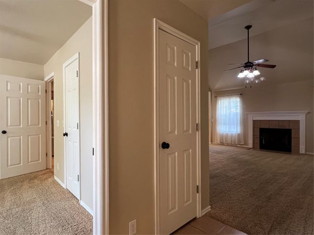 11704 S Gum Avenue, Jenks, OK 74037