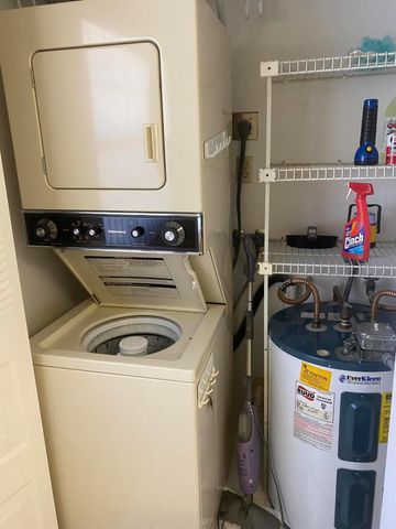 7620 NW 18th Street 308, Margate, FL 33063