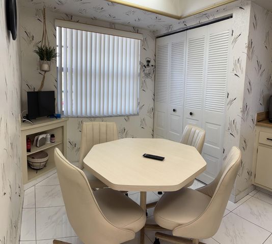 7620 NW 18th Street 308, Margate, FL 33063