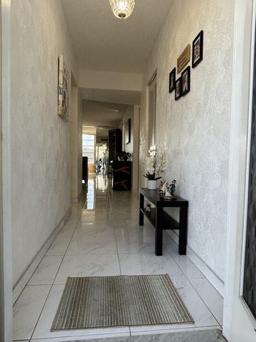 7620 NW 18th Street 308, Margate, FL 33063