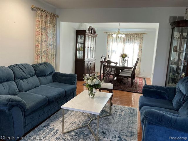 41074 Scarborough Lane, Novi, MI 48375