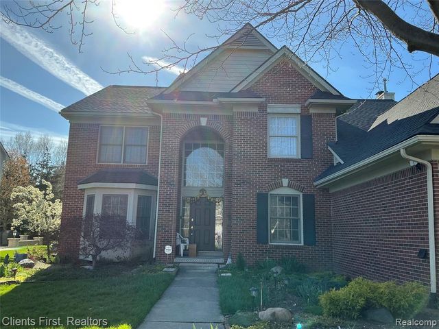 41074 Scarborough Lane, Novi, MI 48375