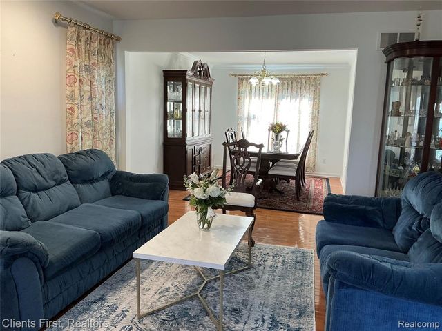 41074 Scarborough Lane, Novi, MI 48375