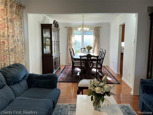 41074 Scarborough Lane, Novi, MI 48375