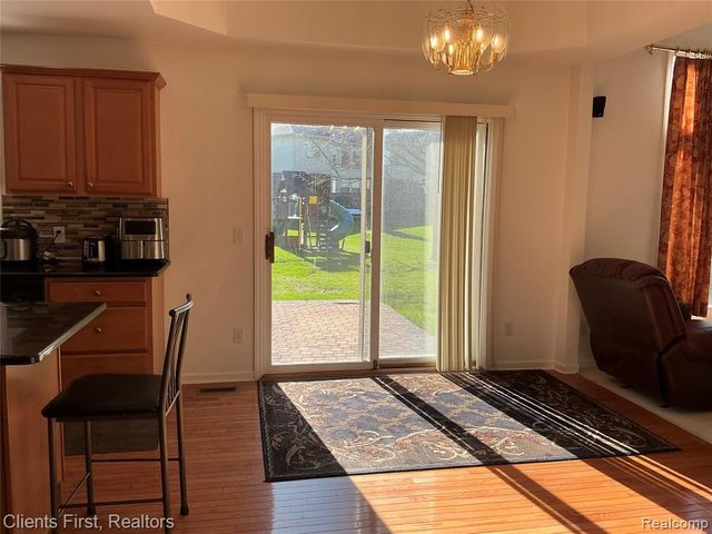 41074 Scarborough Lane, Novi, MI 48375