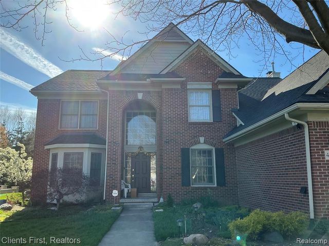 41074 Scarborough Lane, Novi, MI 48375