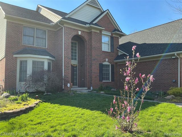 41074 Scarborough Lane, Novi, MI 48375