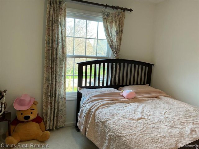 41074 Scarborough Lane, Novi, MI 48375