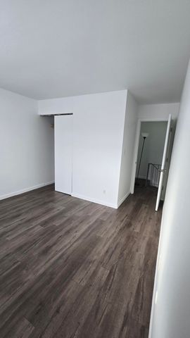 7005 Fillmore Drive, Merrillville, IN 46410