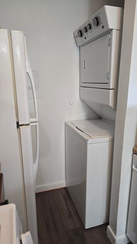 7005 Fillmore Drive, Merrillville, IN 46410