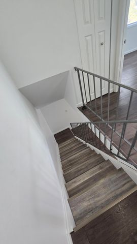 7005 Fillmore Drive, Merrillville, IN 46410