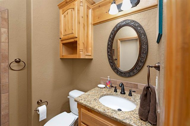 3710 NE Eastlake Dr, Lawton, OK 73507