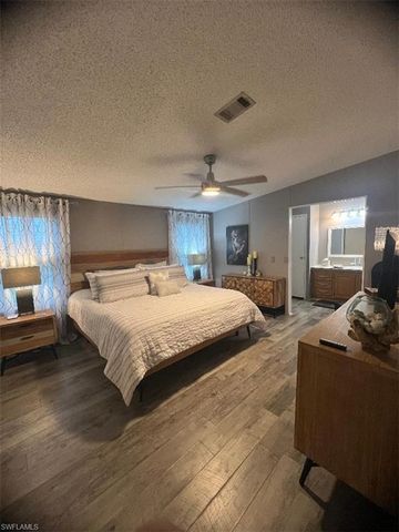 1515 Gulf Coast DR, Naples, FL 34110