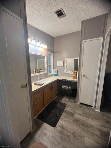 1515 Gulf Coast DR, Naples, FL 34110