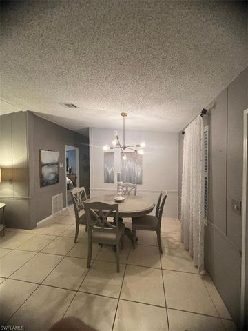 1515 Gulf Coast DR, Naples, FL 34110