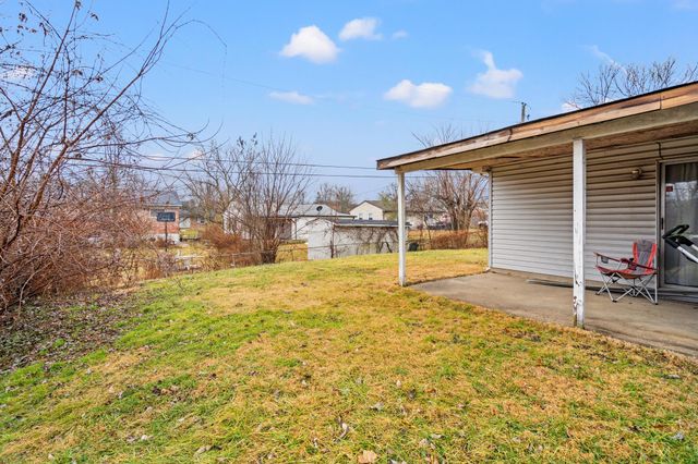 40 Plymouth Lane, Elsmere, KY 41018