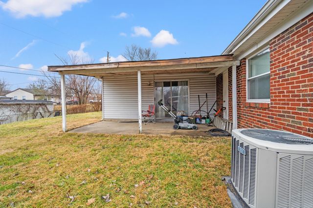 40 Plymouth Lane, Elsmere, KY 41018