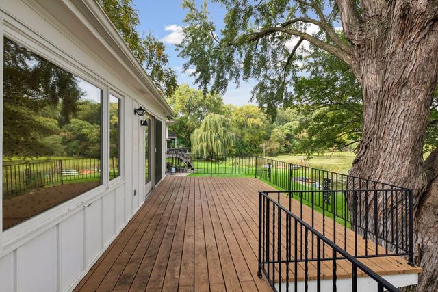 4900 Killarney Drive, Golden Valley, MN 55422