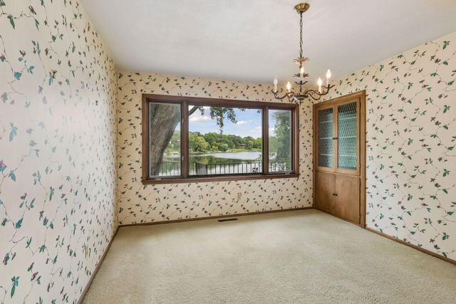 4900 Killarney Drive, Golden Valley, MN 55422