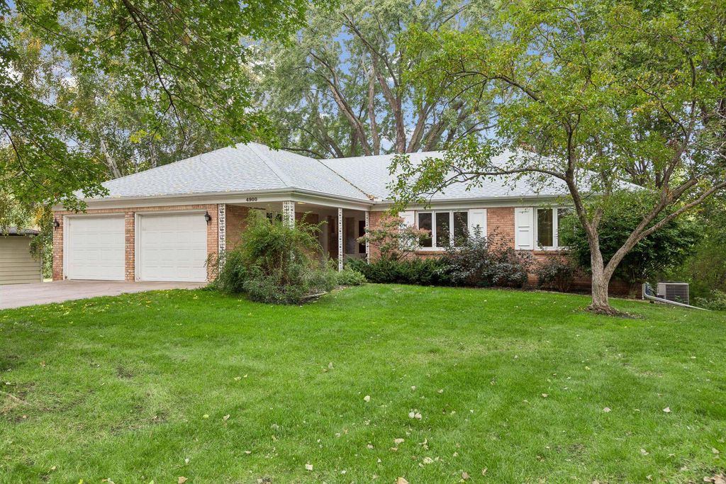 4900 Killarney Drive, Golden Valley, MN 55422 — photo 4