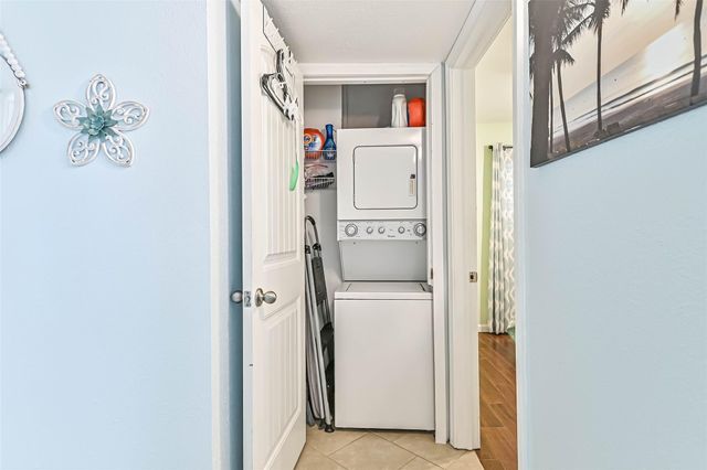 7312 Seawall Boulevard 119, Galveston, TX 77551