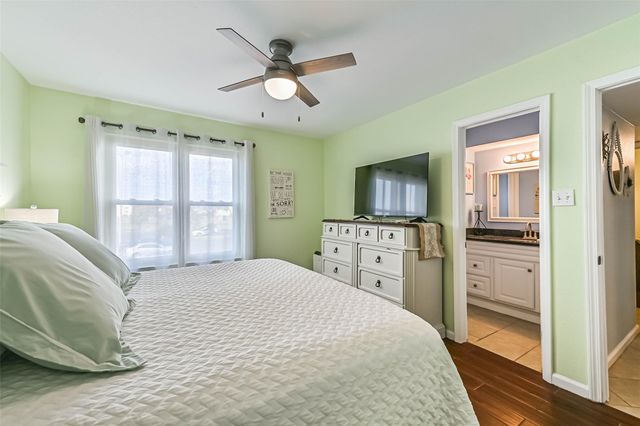 7312 Seawall Boulevard 119, Galveston, TX 77551