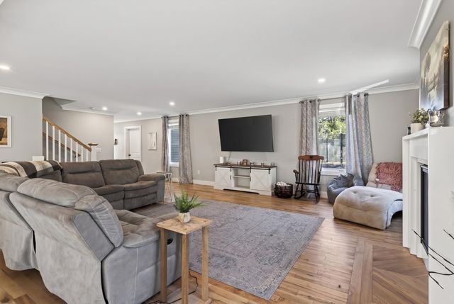 1 Rose Street, Dover, NH 03820