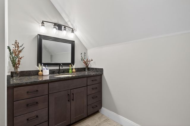 1 Rose Street, Dover, NH 03820