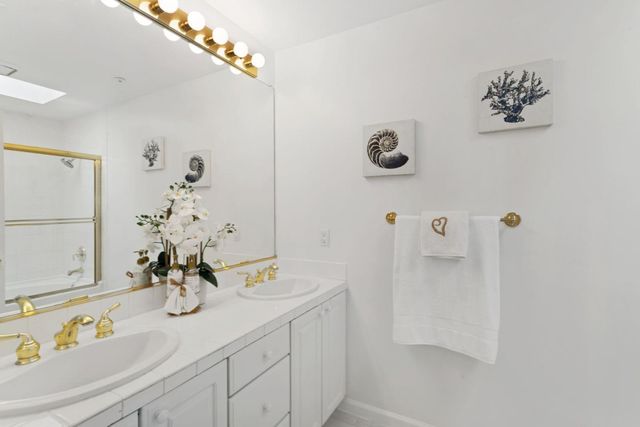 2573 Park Boulevard U204, Palo Alto, CA 94306