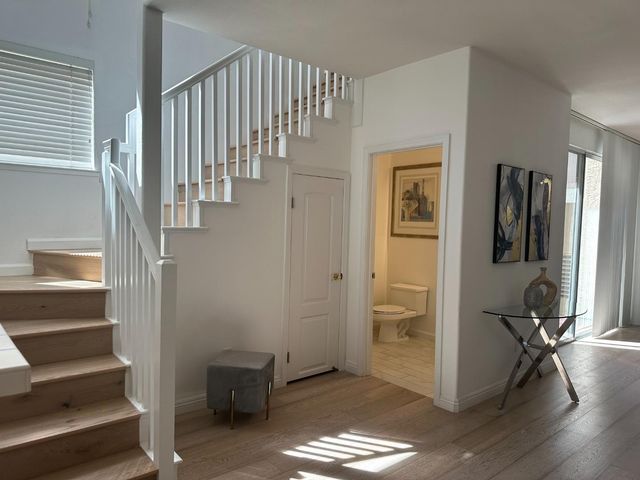 2573 Park Boulevard U204, Palo Alto, CA 94306