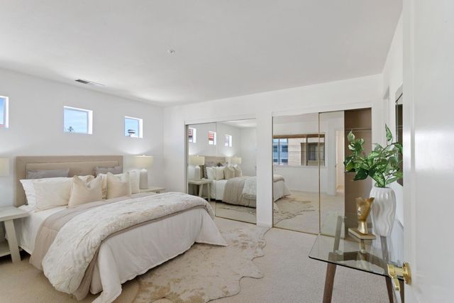 2573 Park Boulevard U204, Palo Alto, CA 94306