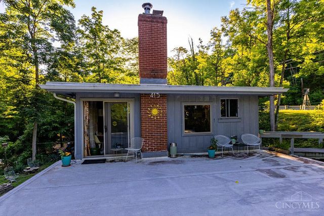 415 W Galbraith Road, Wyoming, OH 45215