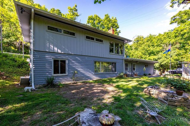415 W Galbraith Road, Wyoming, OH 45215