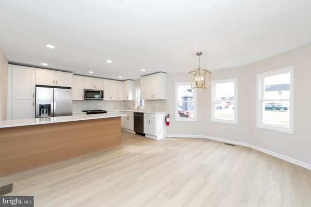 1027 ASBURY AVE, National Park, NJ 08063