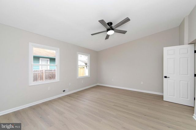 1027 ASBURY AVE, National Park, NJ 08063