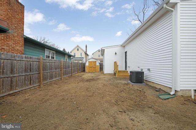 1027 ASBURY AVE, National Park, NJ 08063