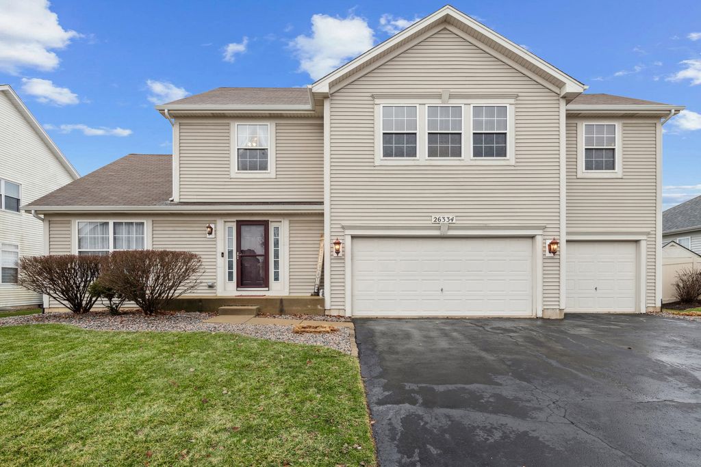 26334 W Silver Stream Drive, Channahon, IL 60410