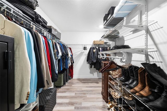 6246 ENGLISH HOLLOW ROAD, Tampa, FL 33647