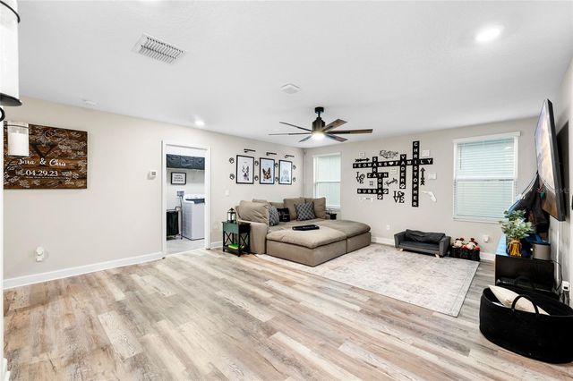 6246 ENGLISH HOLLOW ROAD, Tampa, FL 33647