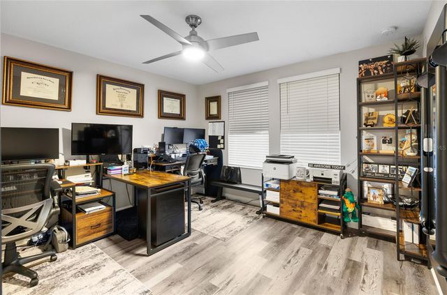 6246 ENGLISH HOLLOW ROAD, Tampa, FL 33647