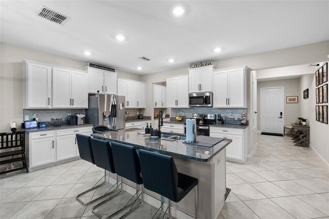 6246 ENGLISH HOLLOW ROAD, Tampa, FL 33647