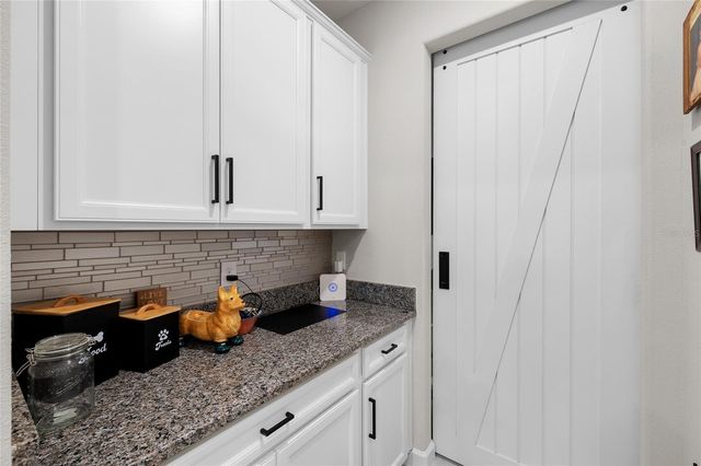 6246 ENGLISH HOLLOW ROAD, Tampa, FL 33647