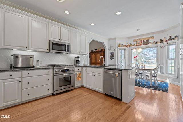 10624 Staghound Trail, Zebulon, NC 27597