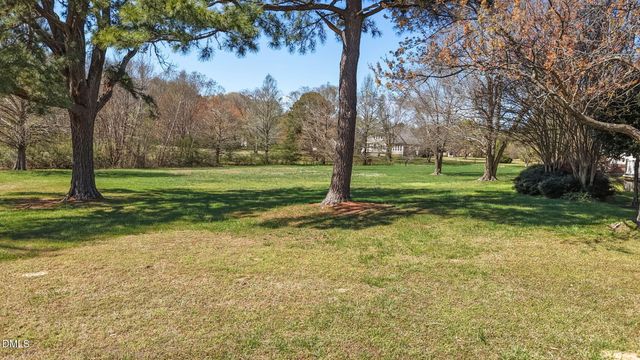 10624 Staghound Trail, Zebulon, NC 27597