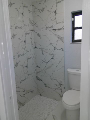 2433 SE Gowin Drive, Port St Lucie, FL 34952