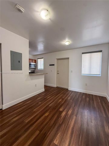 540 NW 7th Street 26, Miami, FL 33136